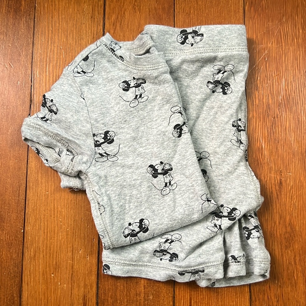 GAP Disney short sleeve, short PJs